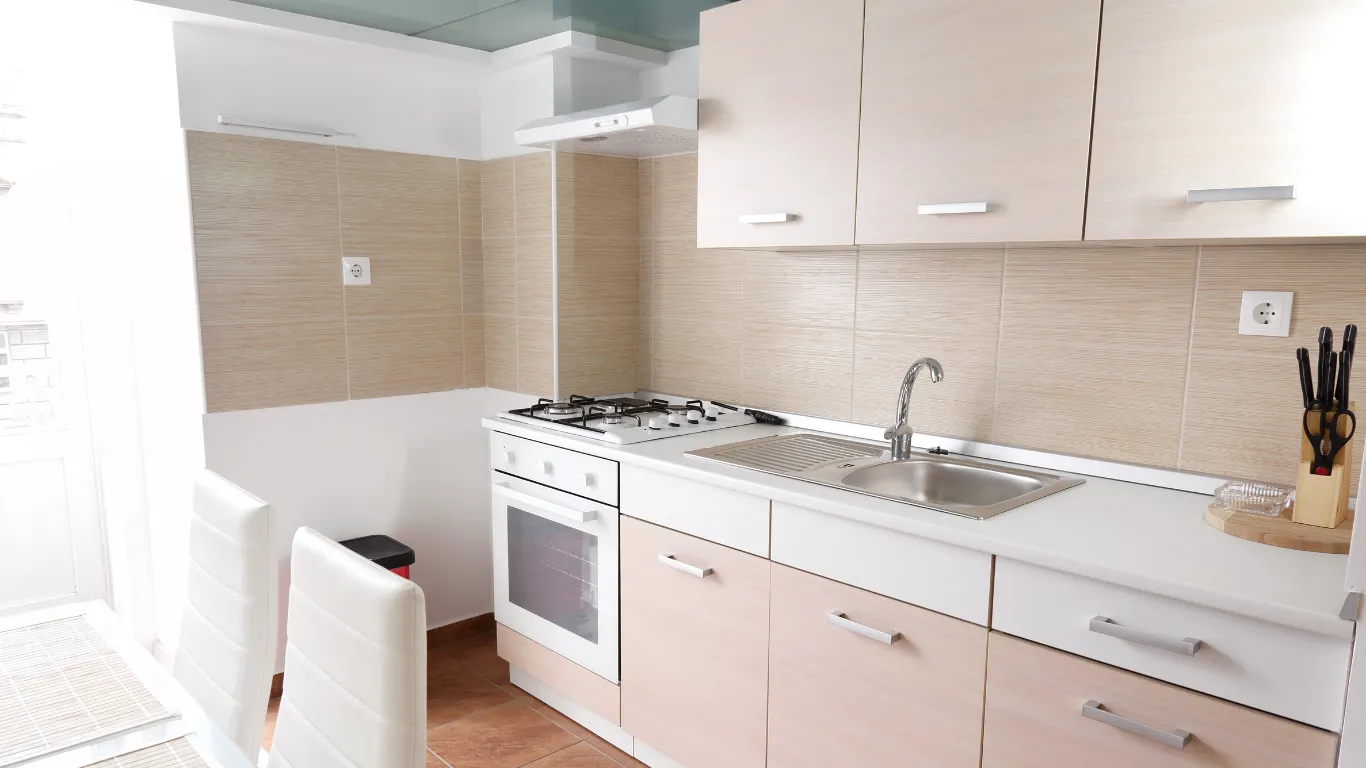 横浜・川崎でキッチンのキッチンのシンクまわりの水漏れ修理対応